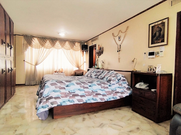 Casa en Venta en Lomas de Urdesa, Guayaquil, Ecuador