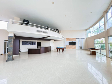 Casa en Venta en Samborondon Km 1.5, Urb Parques del Río, Ecuador
