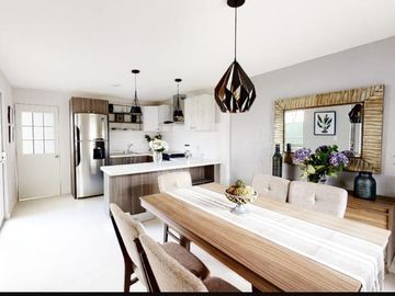 VENTA DE CASA A 10 MIN DE PLAZA EXPLANA Y CARR MEX-PACHUCA