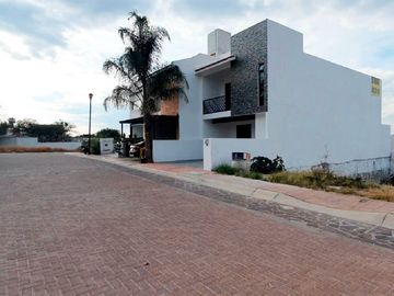 Casa en venta en Pedregal de Schoenstatt Corregidora Querétaro