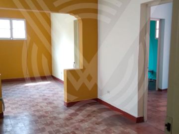 SE VENDE DEPARTAMENTO TIPO CASITA EN JESÚS MARIA. CERCA A VARIOS DISTRITOS!