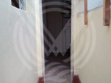 SE VENDE DEPARTAMENTO TIPO CASITA EN JESÚS MARIA. CERCA A VARIOS DISTRITOS!