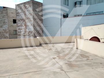 SE VENDE DEPARTAMENTO TIPO CASITA EN JESÚS MARIA. CERCA A VARIOS DISTRITOS!