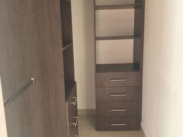 VENTA DE CASA, AMPLIA Y CON JARDIN MUY GRANDE, CONDOMINIO, CAÑADAS DEL LAGO, CORREGIDORA QUERETARO