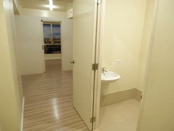 1 Bedroom Junior Condo Unit for Sale in Makati | Avida Towers Makati Southpoint