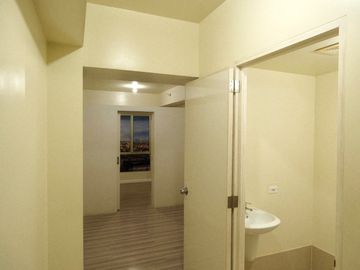 1 Bedroom Junior Condo Unit for Sale in Makati | Avida Towers Makati Southpoint
