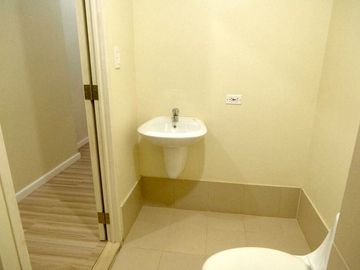 1 Bedroom Junior Condo Unit for Sale in Makati | Avida Towers Makati Southpoint