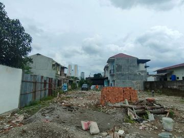 Rumah Murah 2 Lantai Sejengkal ke Lotte Mart dan Manhattan Time Square Gatot Subroto Ringroad Medan - Perwira Residence