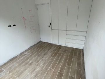 VENTA DE DEPARTAMENTOS MUY ILUMINADOS, BALCON, 3 DORM. ESTAR, ESTRENO, MAGDALENA