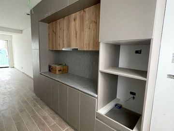 VENTA DE DEPARTAMENTOS MUY ILUMINADOS, BALCON, 3 DORM. ESTAR, ESTRENO, MAGDALENA