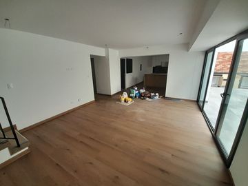 Venta Departamento Duplex 1er piso Miraflores