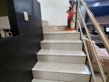 Vendo Casa en La Joya de 3 Dorm. y Garage Techado, 136 m² de Construccion.