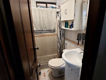 Vendo Casa en La Joya de 3 Dorm. y Garage Techado, 136 m² de Construccion.
