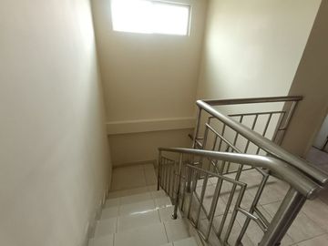 EN VENTA CASA MÁS DEPARTAMENTO CUMBRES- CEIBOS