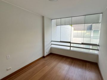 Pent House de 282 m² Totalmente Impecable en con Vista a La Calle en San Borja