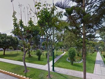 Surco CHACARILLA - Dúplex PRIMER PISO Frente a PARQUE de 3-4dorm + Terraza + 2cocheras