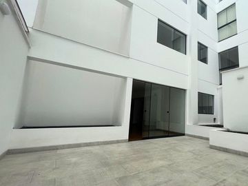 Surco CHACARILLA - Dúplex PRIMER PISO Frente a PARQUE de 3-4dorm + Terraza + 2cocheras