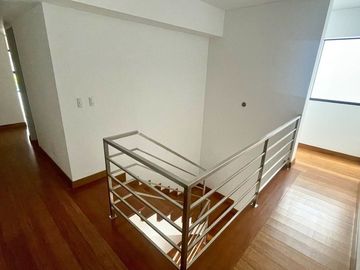 Surco CHACARILLA - Dúplex PRIMER PISO Frente a PARQUE de 3-4dorm + Terraza + 2cocheras