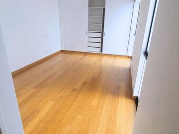 Surco CHACARILLA - Dúplex PRIMER PISO Frente a PARQUE de 3-4dorm + Terraza + 2cocheras