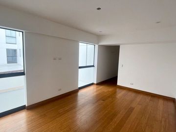 Surco CHACARILLA - Dúplex PRIMER PISO Frente a PARQUE de 3-4dorm + Terraza + 2cocheras