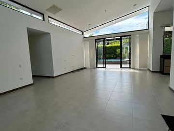 Casa Campestre para el Arriendo ubicada en cerritos