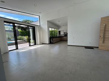 Casa Campestre para el Arriendo ubicada en cerritos