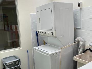 VENTA DE HERMOSO DEPARTAMENTO AMOBLADO EN PLAYA EL REVES EN PUNTA NEGRA