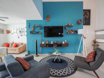 Casa de dos pisos en venta, Privada Canaria en Conkal