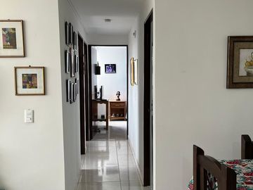 HERMOSO APARTAMENTO EN RIONEGRO ANTIOQUIA, EXCELENTE ESTADO