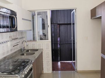 CASA EN VENTA EN LOMAS DEL MARQUÉS