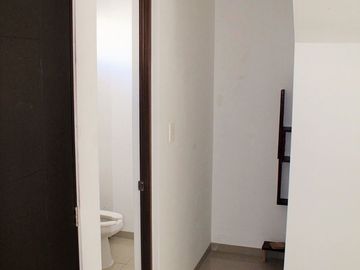 CASA EN VENTA EN LOMAS DEL MARQUÉS