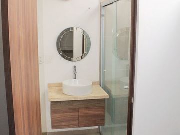 CASA EN VENTA EN LOMAS DEL MARQUÉS