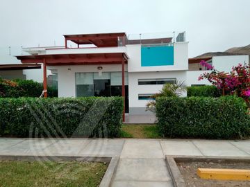 OPORTUNIDAD!!! SE VENDE LINDA CASA DE CAMPO Y PLAYA EN CONDOMINIO DE CHOCALLA
