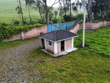 VENDO QUINTA EN MACHACHI - HUALILAGUA