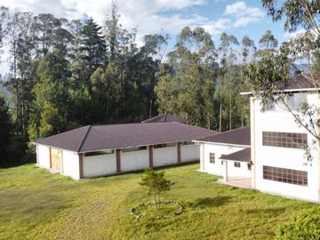 VENDO QUINTA EN MACHACHI - HUALILAGUA