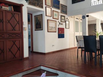 En venta bonita casa de 4 dormitorios en Kennedy Nueva