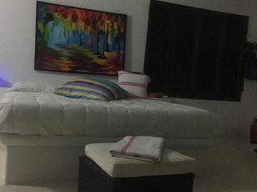 VENTA DE CASA QUINTA EN CARMEN DE APICALA CON PISCINA PRIVADA
