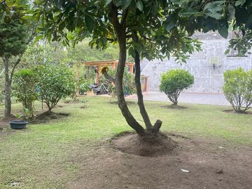 HERMOSA CASA EN CUMBAYA EXCELENTE UBICACION