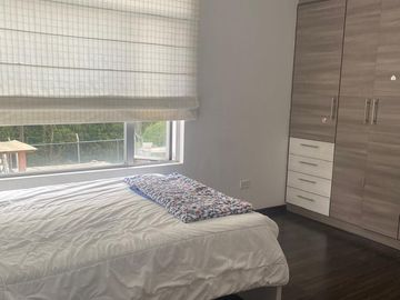 HERMOSA CASA EN CUMBAYA EXCELENTE UBICACION