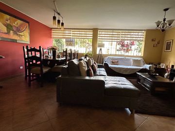 DEPARTAMENTO FTE A PARQUE- LOS ALAMOS DE MONTERRICO-CERCA UPC-ESAN-AV. PRIMAVERA