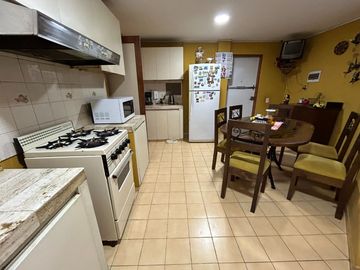 DEPARTAMENTO FTE A PARQUE- LOS ALAMOS DE MONTERRICO-CERCA UPC-ESAN-AV. PRIMAVERA