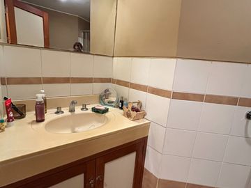 DEPARTAMENTO FTE A PARQUE- LOS ALAMOS DE MONTERRICO-CERCA UPC-ESAN-AV. PRIMAVERA