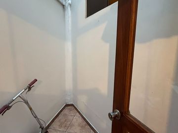 DEPARTAMENTO FTE A PARQUE- LOS ALAMOS DE MONTERRICO-CERCA UPC-ESAN-AV. PRIMAVERA