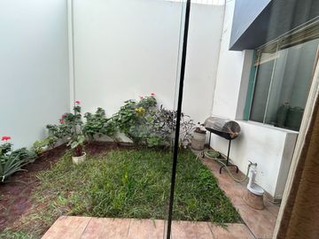 DEPARTAMENTO FTE A PARQUE- LOS ALAMOS DE MONTERRICO-CERCA UPC-ESAN-AV. PRIMAVERA