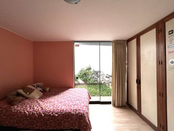 DEPARTAMENTO FTE A PARQUE- LOS ALAMOS DE MONTERRICO-CERCA UPC-ESAN-AV. PRIMAVERA