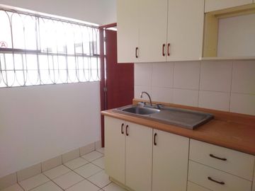138,000 OCASION CERCA AV. PRIMAVERA-UPC-ESAN-MONTERRICO