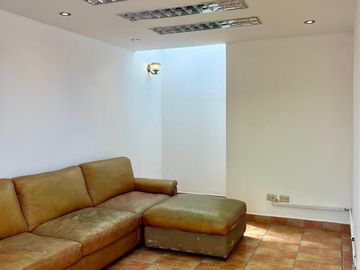 DUPLEX OCASION -MONTERRICO CERCA AV. PRIMAVERA-UPC-ESAN