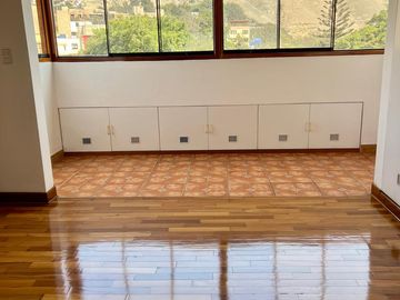 DUPLEX OCASION -MONTERRICO CERCA AV. PRIMAVERA-UPC-ESAN