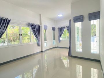 4 Bedroom House in Saraphi for Sale