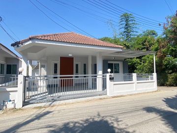 4 Bedroom House in Saraphi for Sale